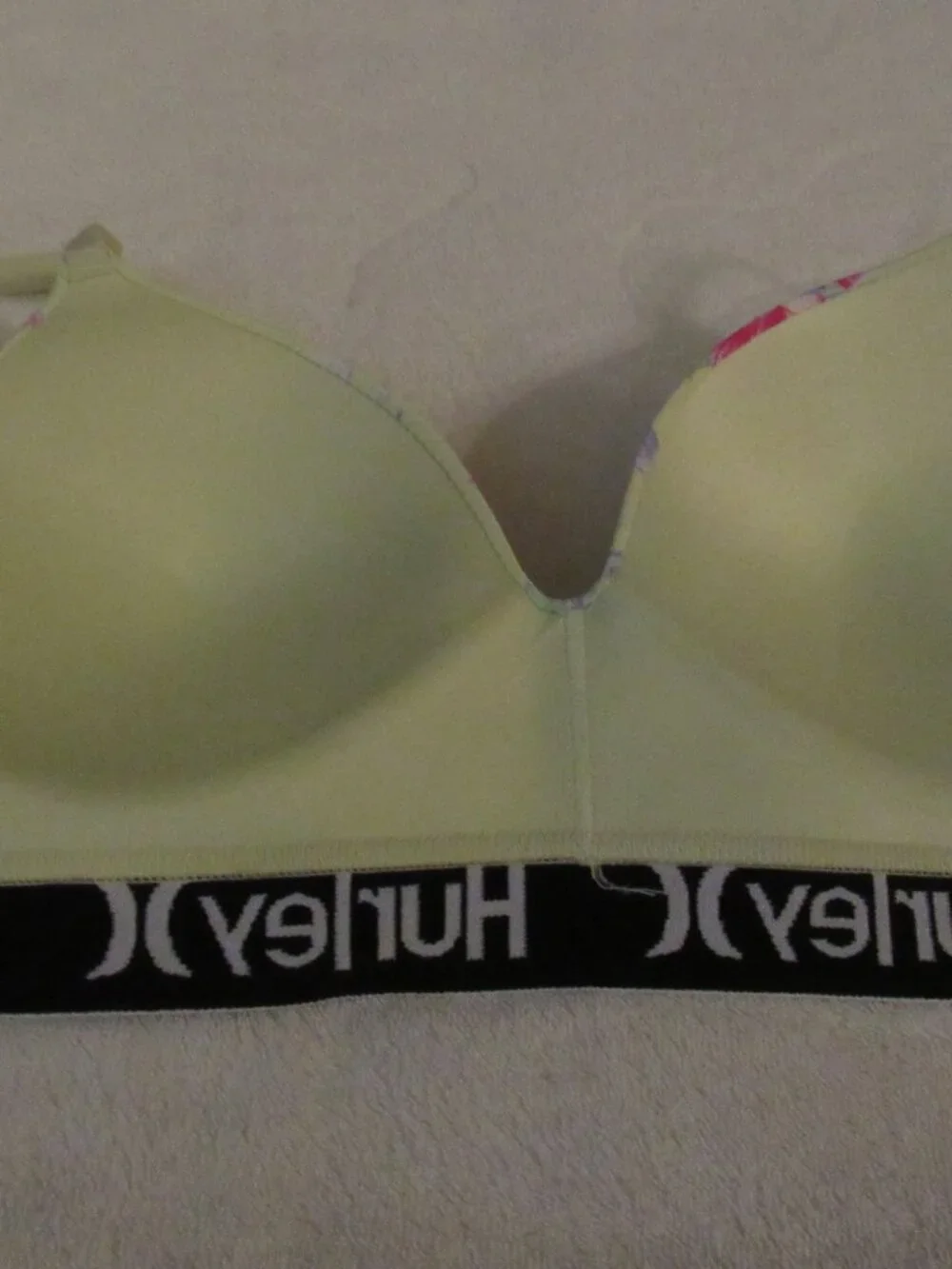 Hurley Wireless Floral Bra Size 36B USED